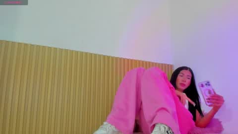 Snapshot of aria_millers_ chatting on 03/09/26, 11:25 Aria Millers online show from 03/09/26, 11:25