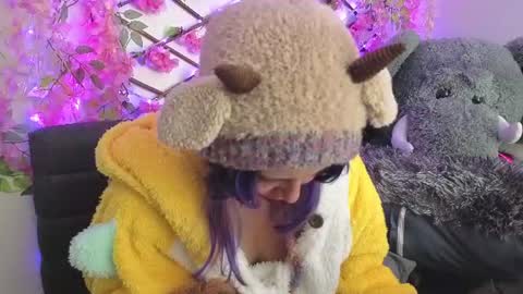 aria_silk online show from 07/23/26, 01:58