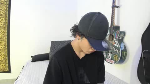 Aria and Orien online show from 02/25/26, 02:48