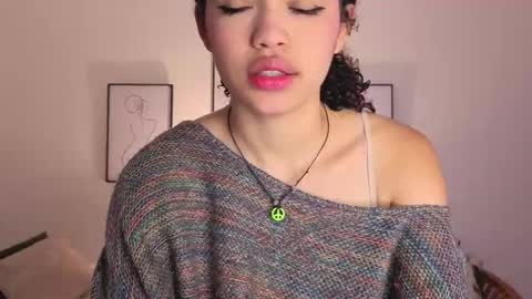 ariaa_23 online show from 09/28/25, 01:27