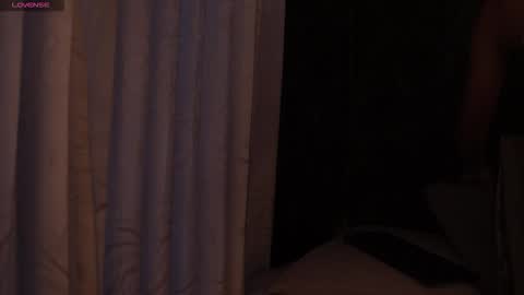 Ariaa online show from 11/27/25, 06:32