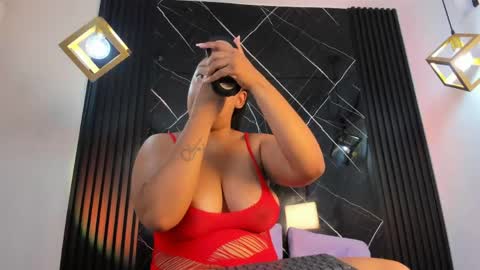 Snapshot of ariabelle1 chatting on 06/05/26, 11:16 AriaBelle1 online show from 06/05/26, 11:16