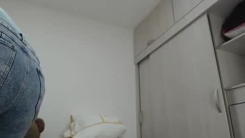 ariacoral online show from 11/10/25, 12:59