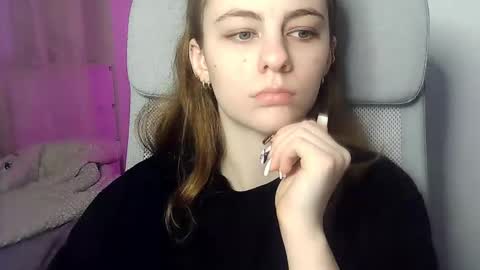 AriaCreazy online show from 02/04/25, 09:20