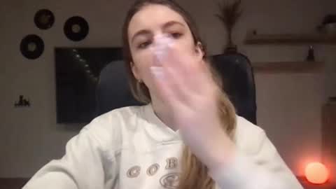 AriaCreazy online show from 02/11/25, 09:25