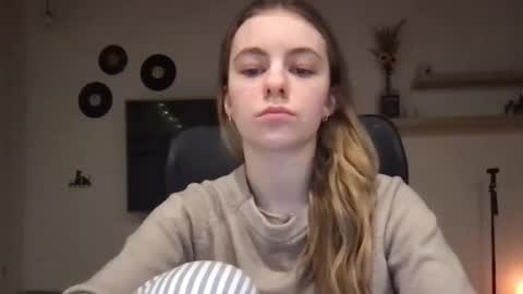 AriaCreazy online show from 02/24/25, 09:52