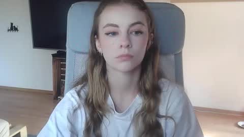 AriaCreazy online show from 10/10/25, 09:19