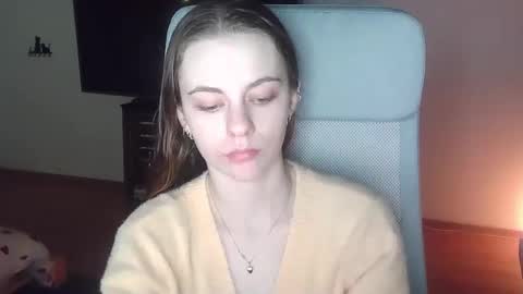 AriaCreazy online show from 11/06/25, 09:37