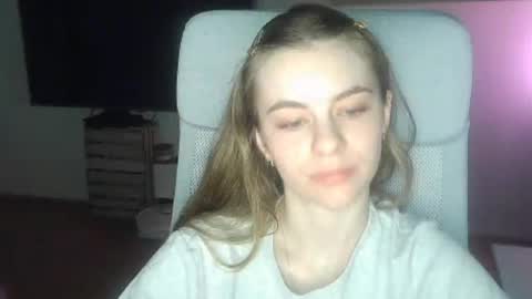 Snapshot of ariacreazy chatting on 05/19/26, 08:48 AriaCreazy online show from 05/19/26, 08:48