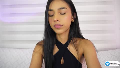 Snapshot of ariadna5 chatting on 09/28/25, 08:20 ARIADNA online show from 09/28/25, 08:20