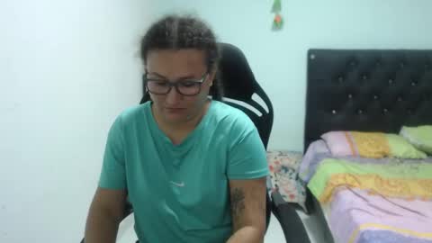 ...Ariana... online show from 11/04/25, 06:40