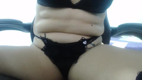 ...Ariana... online show from 03/10/26, 07:41