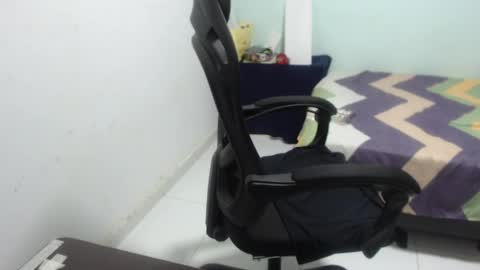 ...Ariana... online show from 04/13/26, 06:24