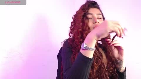 Ari online show from 01/02/25, 06:12