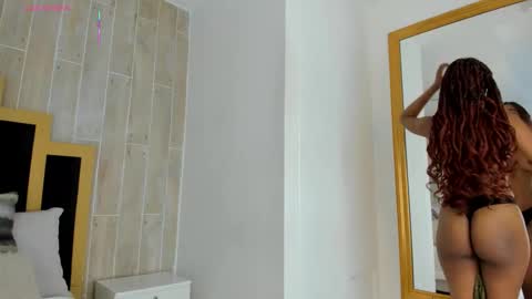 Aria Foster online show from 10/30/25, 12:12