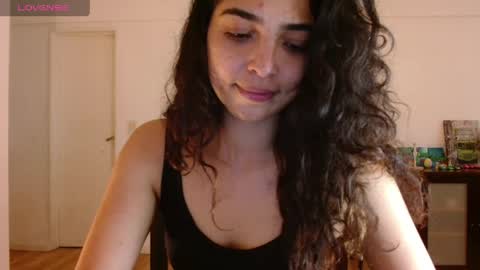 Snapshot of ariagal chatting on 05/22/26, 05:18 ariagal online show from 05/22/26, 05:18
