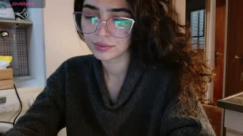 Snapshot of ariagal chatting on 06/01/26, 04:41 ariagal online show from 06/01/26, 04:41