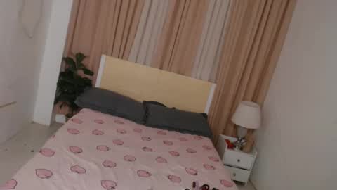 Christine  JorgensenChristmas wish breasts implants  online show from 02/02/25, 07:09