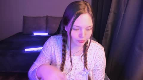 Aria online show from 09/22/25, 05:15