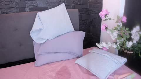      online show from 03/10/25, 02:37