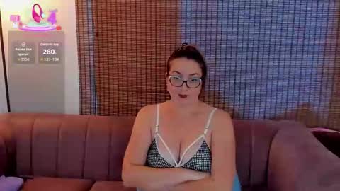 Ariana Cruz online show from 12/19/25, 04:47