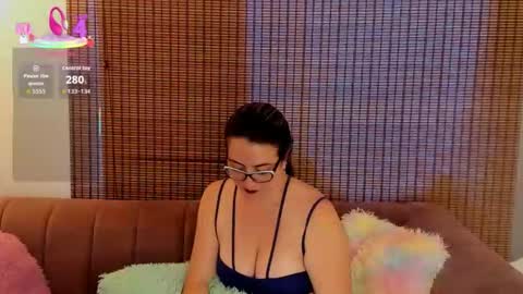 Ariana Cruz online show from 03/11/26, 02:01