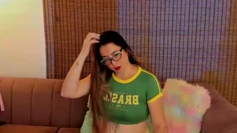 Snapshot of ariana_cross_ chatting on 07/06/26, 01:41 Ariana Cruz online show from 07/06/26, 01:41