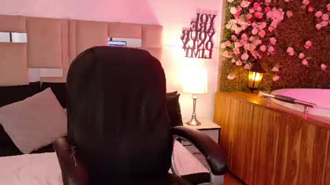 Ariana online show from 06/26/26, 02:32