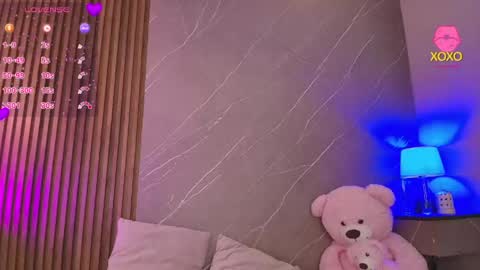 Ariana online show from 04/21/26, 12:00