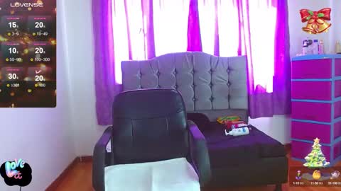 Ariana online show from 12/13/24, 03:21