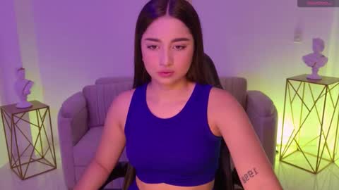 Snapshot of ariana_monroe01 chatting on 11/18/25, 02:50 Ariana online show from 11/18/25, 02:50