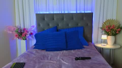 Ariana online show from 04/24/26, 12:13