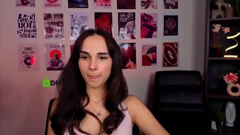 Snapshot of ariana_ross7 chatting on 07/15/26, 07:30 ariana_ross7 online show from 07/15/26, 07:30