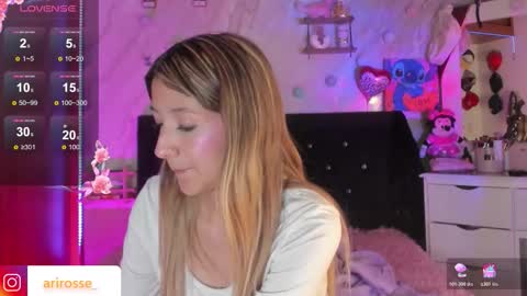 Snapshot of ariana_rosse__ chatting on 02/15/26, 01:46 Ariana online show from 02/15/26, 01:46