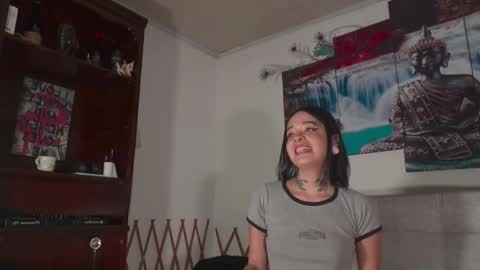 ariana_whitee online show from 02/07/26, 02:15