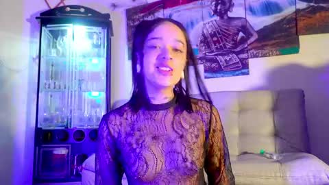 ariana_whitee online show from 04/15/26, 01:01