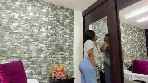 Ariana online show from 03/08/25, 11:48