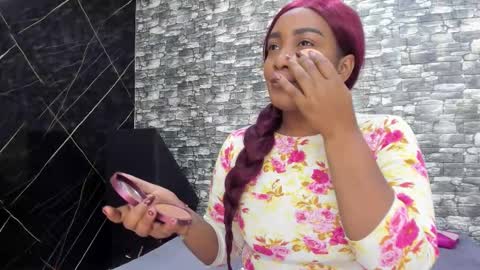 Ariana online show from 12/05/25, 12:03