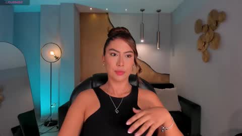 Ariana Dumont online show from 02/18/26, 10:44