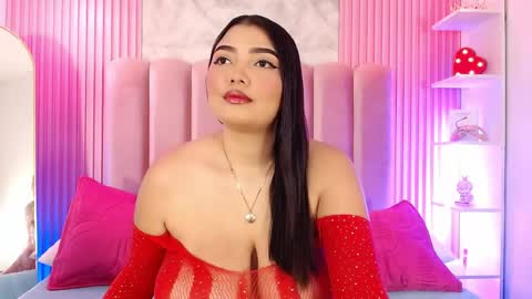 ArianaRougee online show from 05/16/26, 10:47