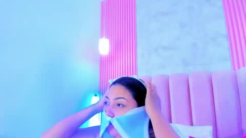 Snapshot of arianarougee chatting on 07/18/26, 03:22 ArianaRougee online show from 07/18/26, 03:22