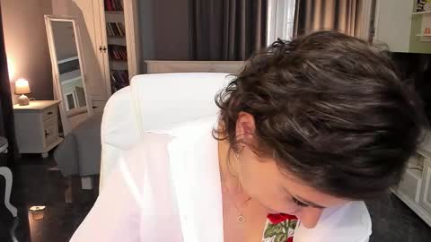 Ana online show from 12/02/25, 12:54