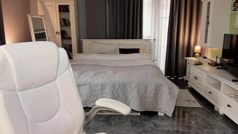 Ana online show from 04/02/26, 02:58