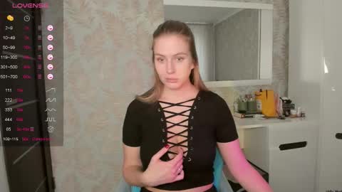 Ariana online show from 12/02/25, 10:31