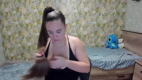 Snapshot of arianightx chatting on 10/26/25, 08:37 arianightx online show from 10/26/25, 08:37