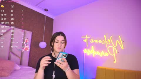 Arianna online show from 02/08/25, 01:11