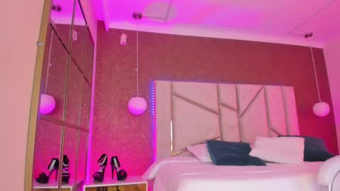 Arianna online show from 02/26/25, 02:04