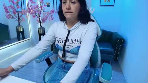 arianna_sweeet online show from 09/28/25, 03:12