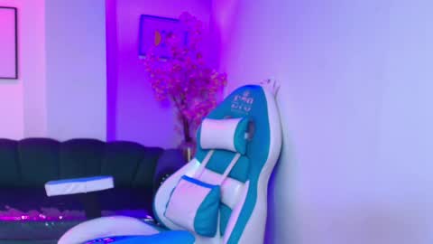 arianna_sweeet online show from 04/07/26, 04:13