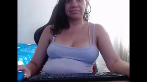 ariannaloovel online show from 09/17/25, 02:41